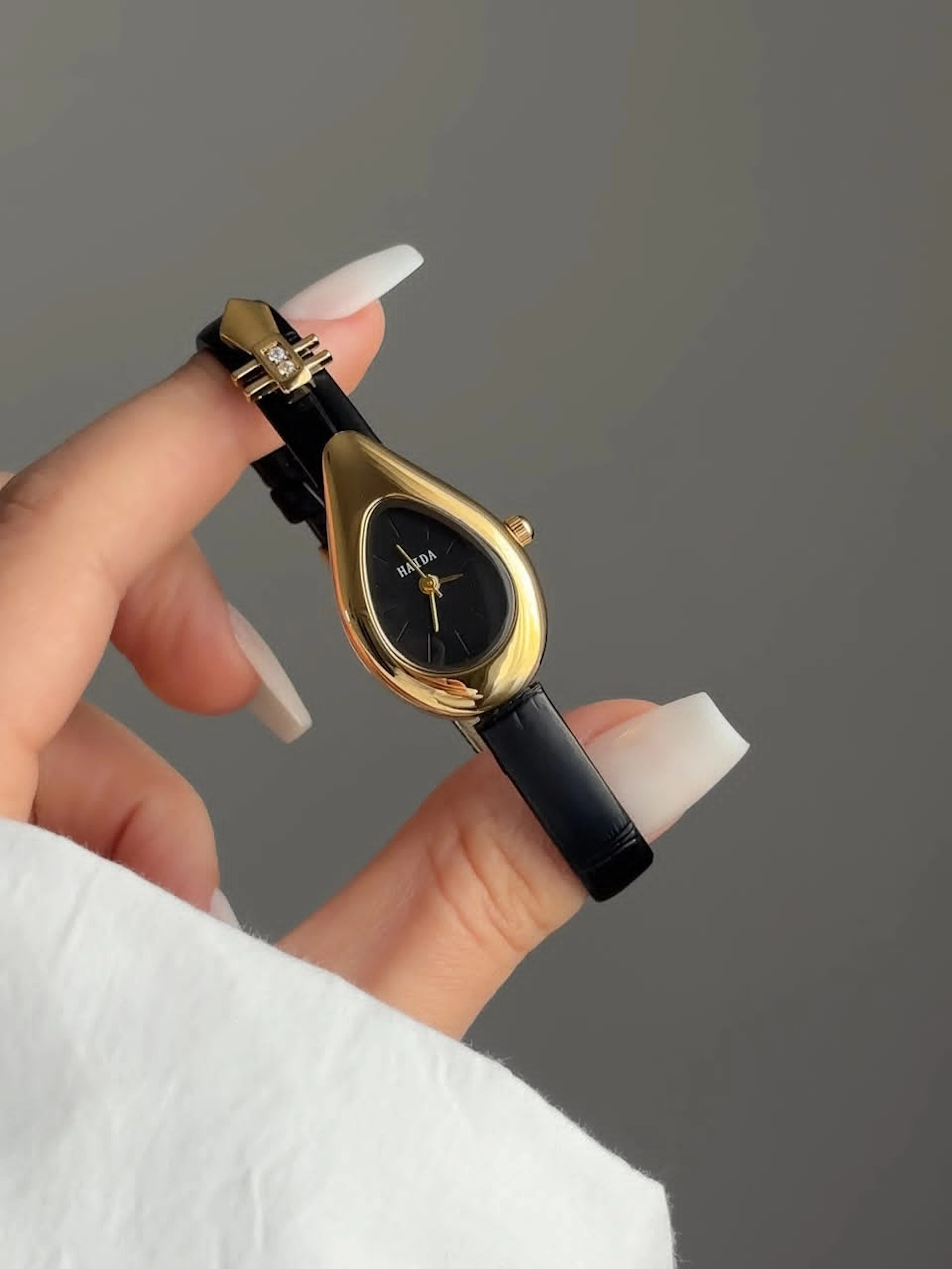 Ladies Vintage Watch 2