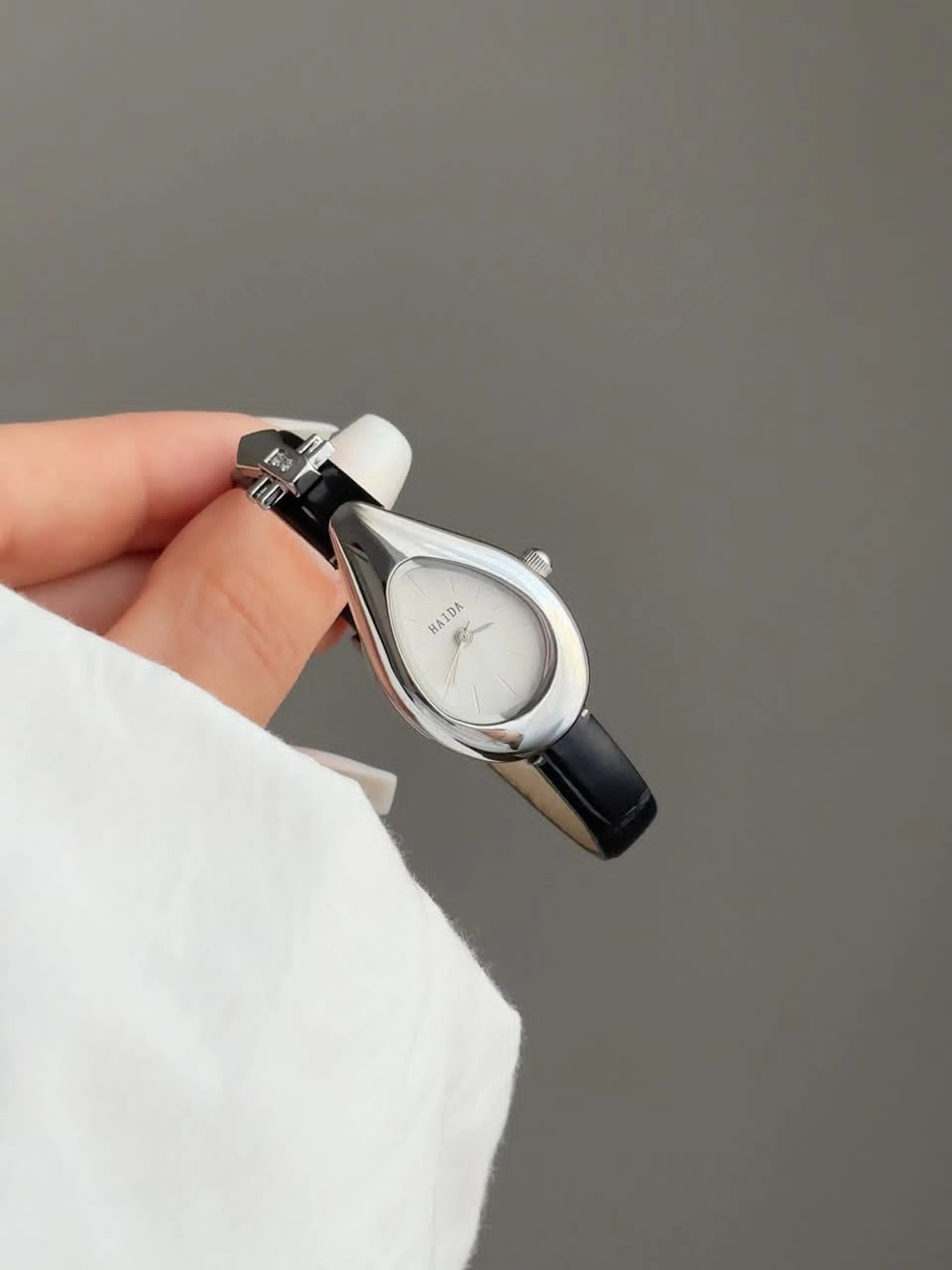 Ladies Vintage Watch 3