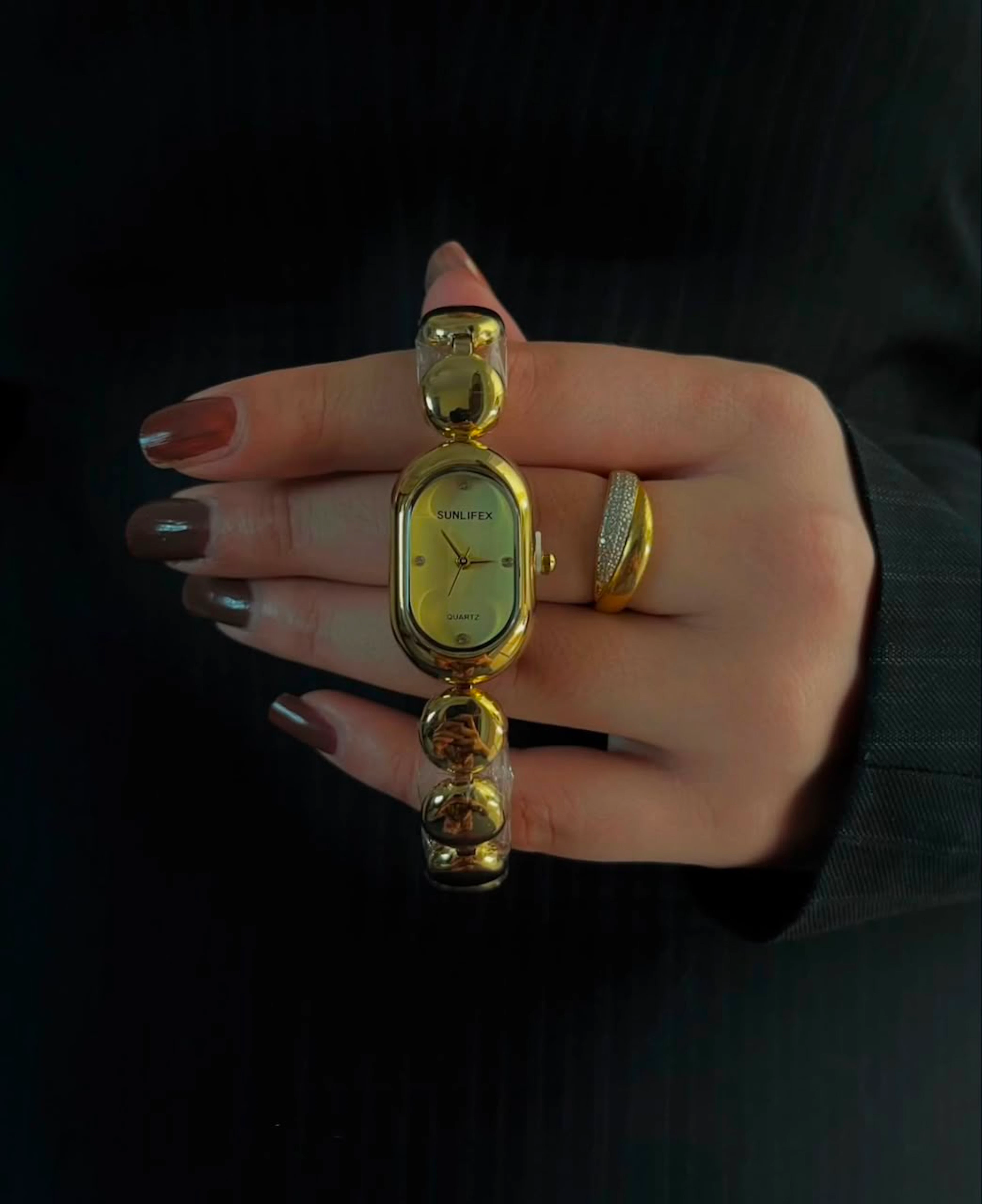 Trendy Fashion Ladies Watch