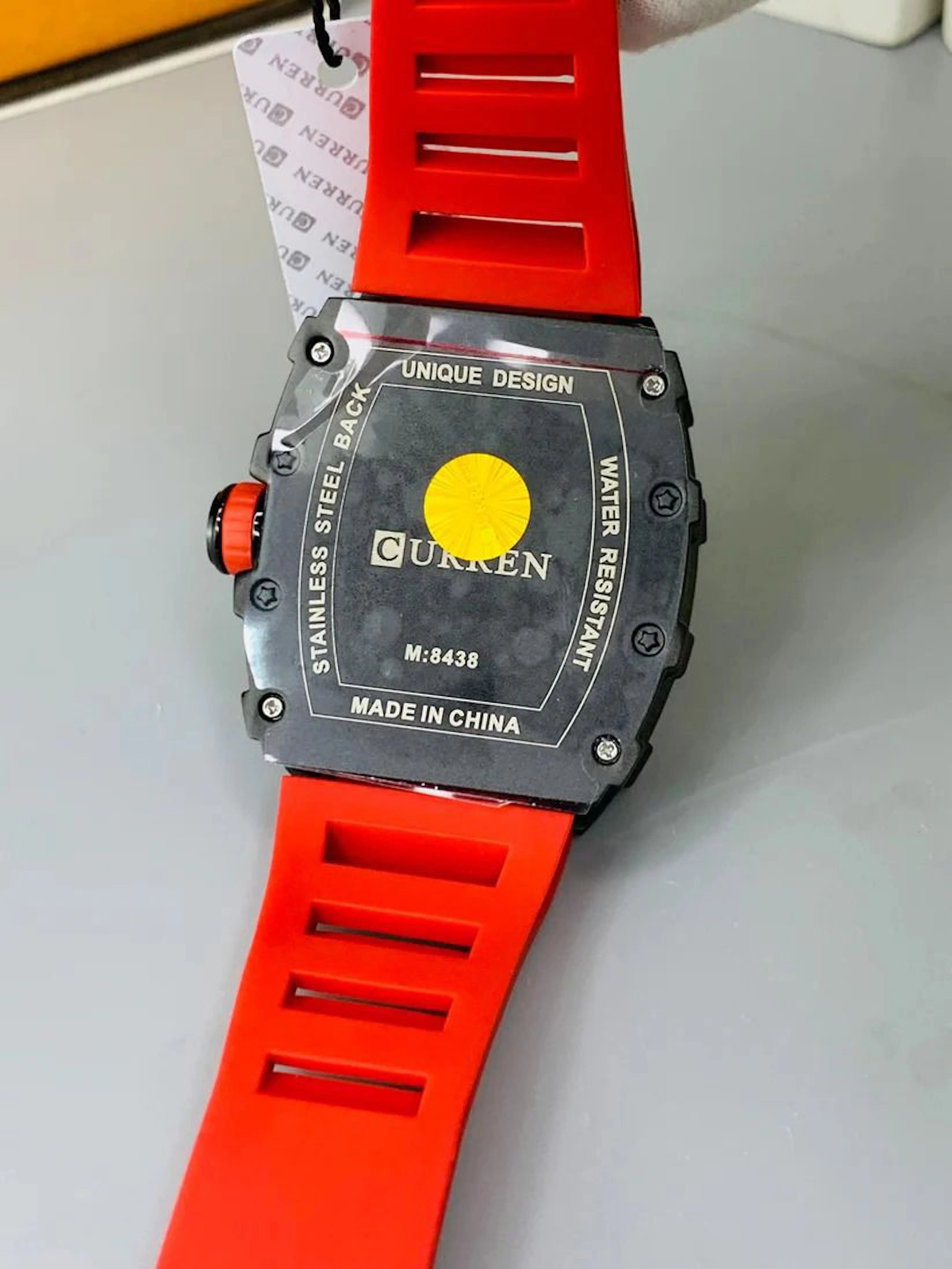 Opulent Wrist Watch 7